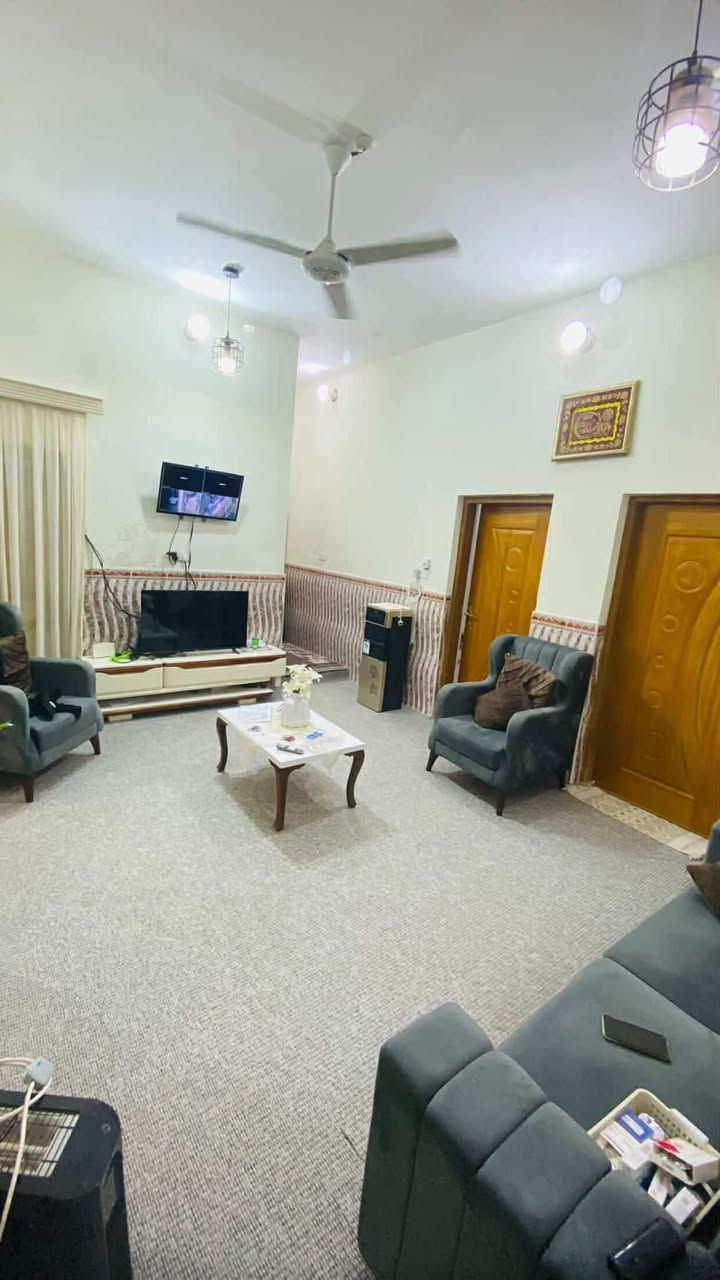 بيت للبيع دور الصحه كاع ابو عبيد خلف الريان سنتر طابو زراعي كفاله طابقين 200م الشارع عرضه 7 امتار المقرنص ماي ومجاري منطقه جدا راقيه والشقتين الفوك كل شقه غرفه وصاله ومطبخ وصحيات وحده منهم بيهه درج ع سط
بيت للبيع دور الصحه كاع ابو عبيد خلف الريان سنتر طابو زراعي كفاله طابقين 200م الشارع عرضه 7 امتار المقرنص ماي ومجاري منطقه جدا راقيه والشقتين الفوك كل شقه غرفه وصاله ومطبخ وصحيات وحده منهم بيهه درج  سطح شقتين فوك درج خارجي والجوه غرفتين صحيات مطبخ صاله استقبال كراج السعر250وبي مجال استفسار خاص


**إذا كنت صاحب هذا الإعلان وتريد حذفه لأي سبب، رجاءا أرسل رسالة إلى الدعم الفني**