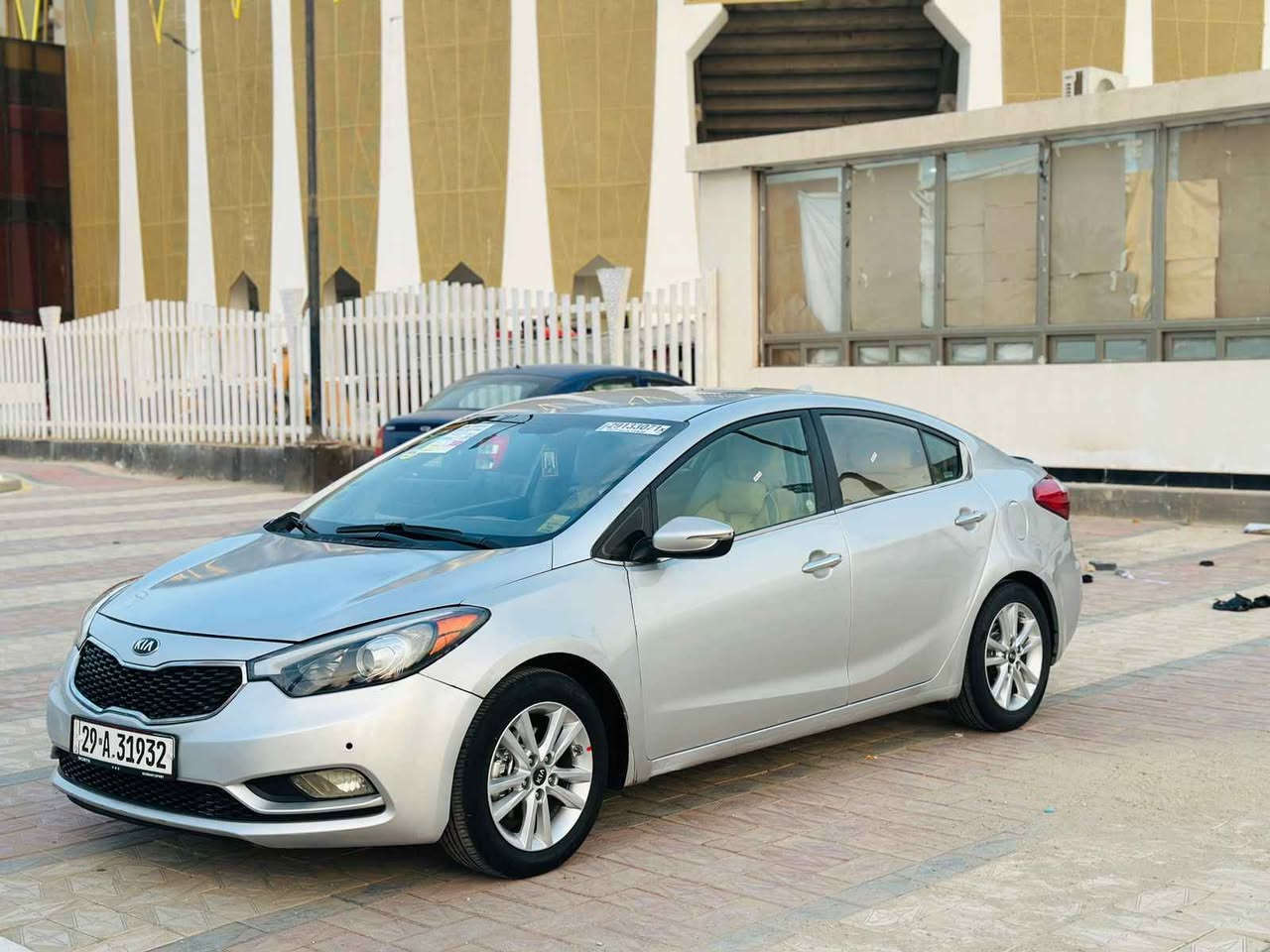 السلام عليكم سياره كيا فورتي أمريكيه للبيع موديل 2015 رقم واسط حره تحويل مشروع وطني الرقم الدولي ضررها تبديل جاملغ أمامي صبغ بنيد وصبغ الهلال الخلفي محرك ٢٠٠٠ شاشه كاميرا تحكم جهتين مرايات شفط ويل كروم تبريد حداديه السعر 105 ورقات وبيها مجال بسيط للشراي مكان السياره ناصريه الشموخ للإستفسار *********** *********** أرقامي بيهن واتساب ناصرية, ذي قار
