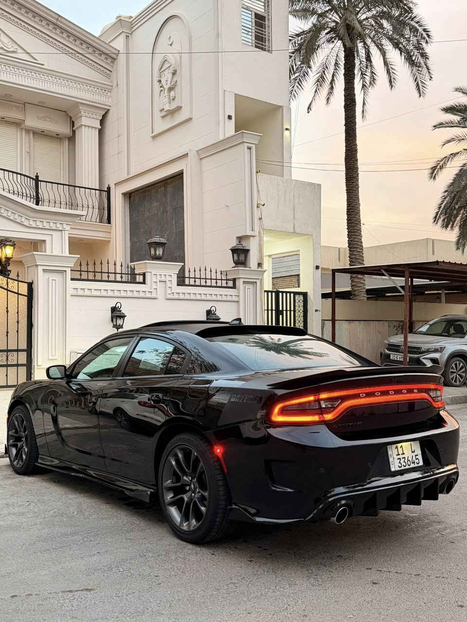دودج جـارجر ( DAYTONA // R/T ) 🖤🦅
الموديل: [ 2023 اصدار الاخير ]

المحرك: [ V8 / 5.7 ] 🚀

الگير: [ أوتوماتيك ]

الممشى: [ 25 الف ميل ]

اللون : [ اسود ] 🖤

الحالة: [ السيـارة وارد أمريكا جاملغ جهة الصدر ومبدل نفس الون  أيرباك راجع سستم ]

[ الـــــمـــواصــفـــــات   فول  1/1 ]

-اكسل قفل 3.09 SRT

- تشغيل عن بعد + تشغيل بصمة 

- فتحة سقف 

- شاشة كبيرة 

-دشبول جلد 

- كار بلي 

- سستم سماعات 

- مقاعد جلد + الكنتارا 

- مقاعد تدفئة + تبريد 

- مقاعد خزن ميموري 

- حساسات خلفية 

-ستيرن كهرباء

-رقم بغداد باسمي تحويل ثاني يوم هزه و سنويه جديده 
-ملاحظه 😞 السياره جديده كلش اكثر من متتصور وماكو جارجر سوده بهلجداده كلشي بيه بلادي لا ملعوب بيه ولا مبرمجه استخدام شخصي كلشي ستوك بيه ]

الموقع: [ بغـداد ] 📍
للتواصل واتس اب او اتصال : [*********** ]
#دودج #تشارجر #دايتونا #
