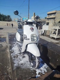 اخوان دراجه بوليس الون ابيض دراجه جديده نقص ما بيها ما عده الجوزه رايد...