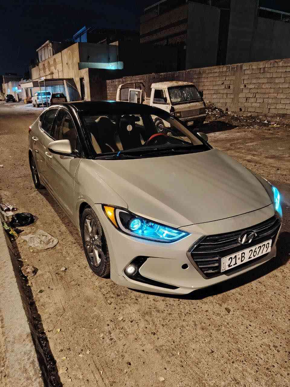 السلام عليكم
النترا 2017 وارد امريكي
رقم سليمانية هزة وسنوية جديدة بسمي شرط التحويل سيارة كاملة ومواصفاته معروفة
كامرة خلفية 
حساس اطارات
ABS
سنتر لوك
بصمة
تايرات جديدة 
سيارة مصروف عليه هواي انارة وحدادية كله جديدة
تبريد جديد كمبريس وراديترات كله جديدة لاحماوة وشرط تبريد ثلج
ومنظومة البانزين كله جديدة من فيتبم الى اخر شي السيارة ماناقصة شي
* السيارة بيه قطع صبغ انا ابيع صبغ عام حادثه بمريكا جان قبق الجنطة وبالعراق صاير بيه حادث يم راعيه القديم فانا ابيع صبغ عام البدي مامكفول اكفل فقط اصوليات وكصة وتحويل 
* ملاحظة بيه خربطة بالمحرك بس المحرك يرادله تصفيه وترتيب 

السعر 96 ورقة وبيه مجال بسيط حك الجية بدون مراوس فقط بيع رجاءً اقرو الوصف قبل الاتصال 

*********** البصرة, العراق
