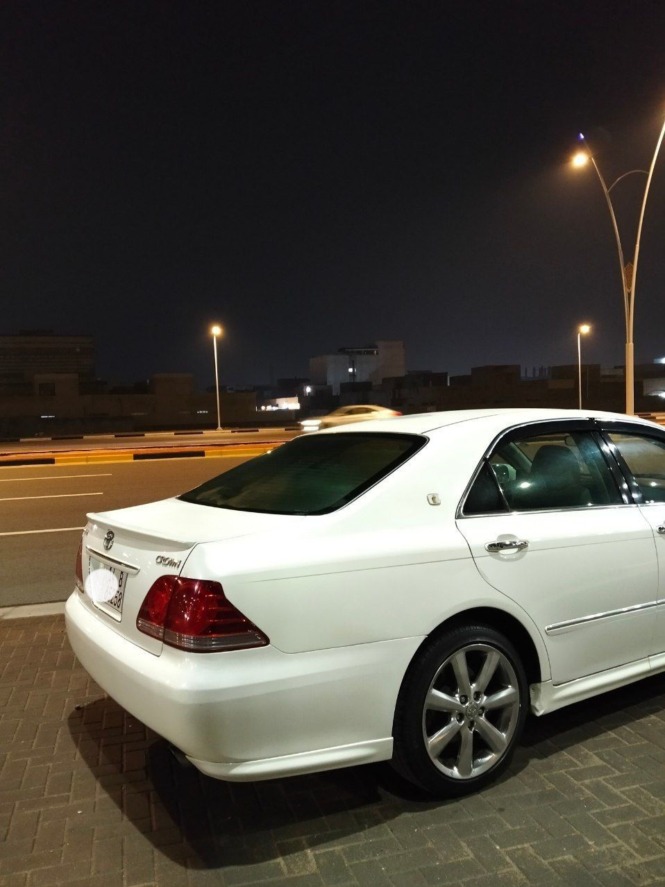 للبيع شاهينه🇯🇵🧿 موديل 2005 اصل تسجيل جديد مزاد دوله رقم بصره أنكليزي السياره جديده بمعنه الكلمه 💯  
السياره كصتين 
مواصفات السياره 
كريستال أصل 
أثلت 
لايت وبك لايت ابو اعيون ابلاد
لحيه امامي خلفي ابلاد 
شاصي 182
 ٣دكم بلاد
محرك 3000 .. 6 اسلندر V6
تبريد قطعتين
6بصمات
مري شفط
كير 6 نمر
 مثبت سرعه 
 داخل رصاصي جديد + صاج
لايت دوار
 كشنات كهربائيه
شاشه
ويل كب دنك نفطي 
 مكاني بصره مامتوفر ع النت للاستفسار ***********
