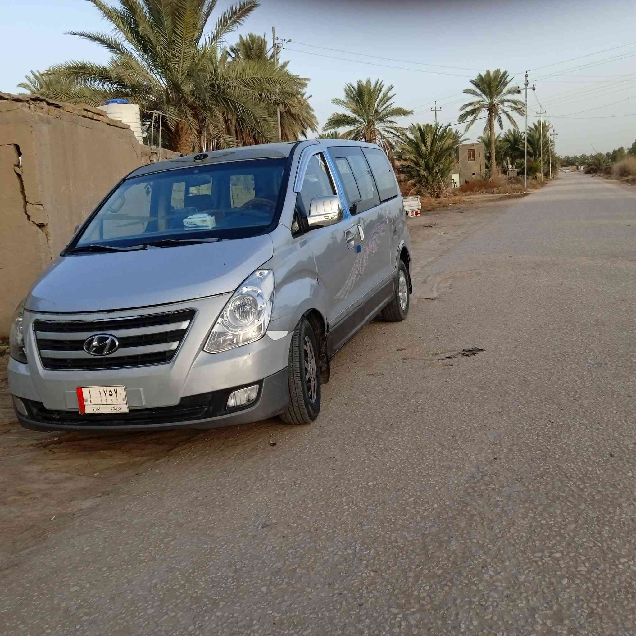 سلام عليكم سياره ستاركس للبيع موديل 2008محرك كير اكسن مكفول حداديه جديده تخم تاير جديده سياره مال جناي لشارع كبل شراي يتصل ***********
