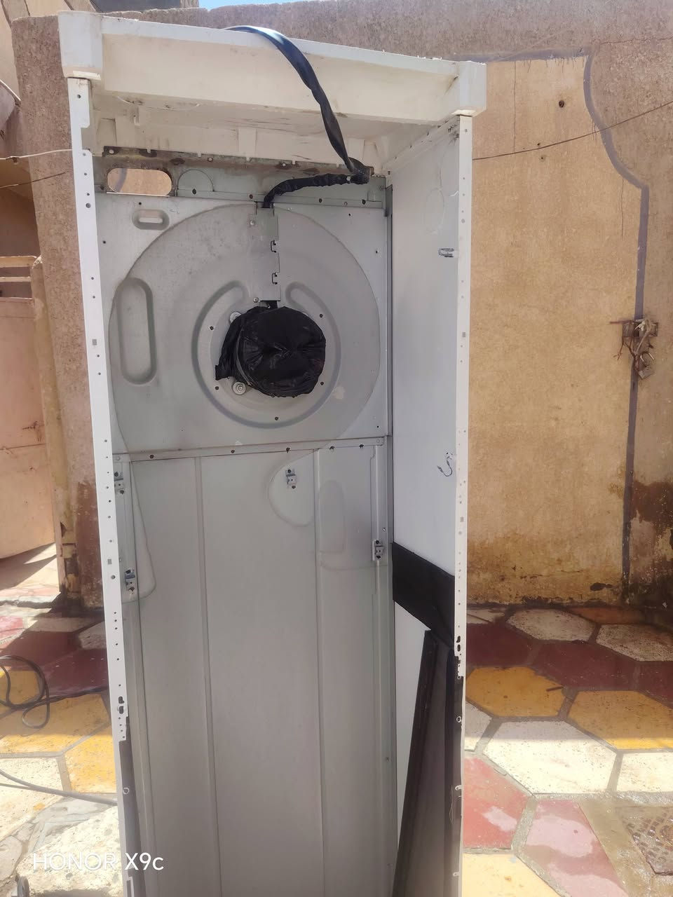 ورشة فدك للتكيف وللتبريد
  ((( *********** )))  
 تنصيب🔧صيانة 🔧غسل🔧 تجهيز
     جميع أجهزة التبريَد
السبالت والمكيفات والثلاجات
عمل موقعي مع ضمان جودة 
شحن باجوَد أنواع الغاز  
للستفسار اتصال او المراسله ***********
