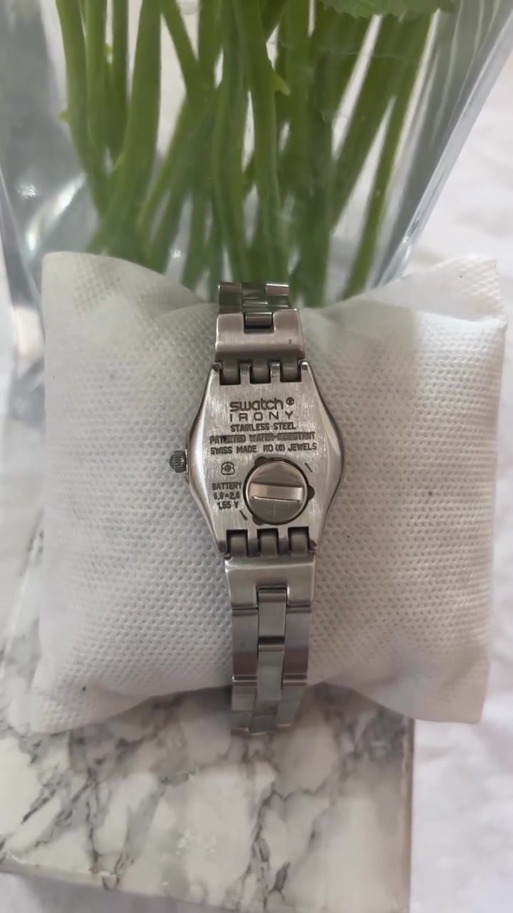 نسائية أصلية من ماركة سواتش (Swatch Irony Lady) المصنوعة من الفولاذ المقاوم للصدأ (Stainless Steel) في سويسرا وختم بسير


**إذا كنت صاحب هذا الإعلان وتريد حذفه لأي سبب، رجاءا أرسل رسالة إلى الدعم الفني**