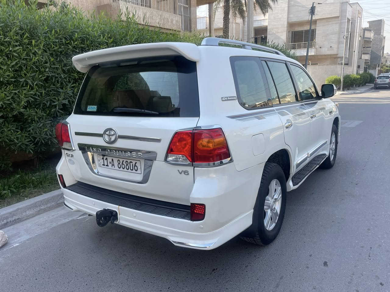 لاندكروز ستينية ٢٠١١ محدث ١٤ بريم فول مواصفات سيارة كلش نظيفة وجاهزه مابيها اي نقص غرفتها جديدة صدرها جديد ماشيه ٢٠٠ الف سيارة جديدة مكفولة من ظربة والصبغ بيها فقط بارد موضح بالسونار مكاني بغداد الاعظمية السعر ٢٨٨ ورقة 
اتصال ***********
