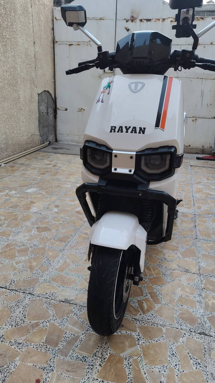 دراجه وحش الكون للبيع سعرها 950 وءيها مجال الشراي يتصل *********** مكاني حي اور سبع قصور
