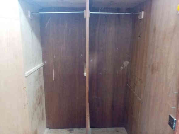 ألسلام عليكم
#مكلف #بالنشر 

كنتور 3 بوب / ألسعر 100

كاونتر ألمنيوم نقصه طباگات باب وأيضآ حمالة جراره / ألسعر 35

ألأتصال على ألرقم  (  ***********  )
