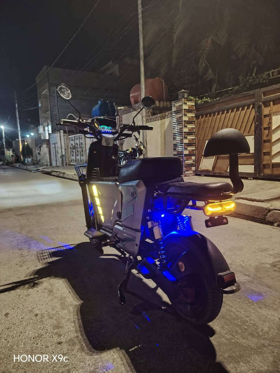 سلام عليكم دراجه ار تسعه 2026 بطارياتهه32انبير ونلي دراجه مستعمله اقل الشهر الستفسار ***********
