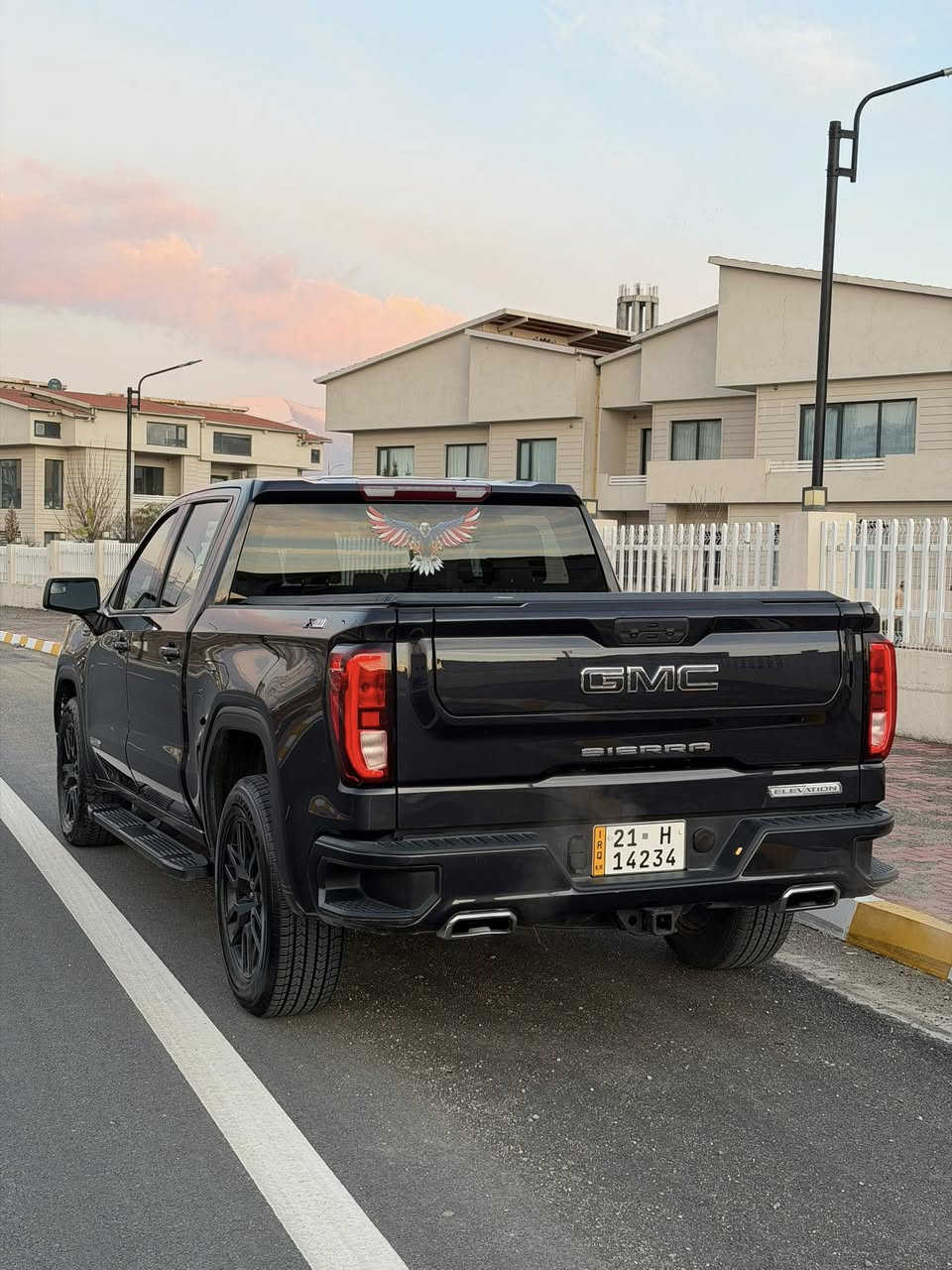 سلام عليكم
2023 GMC seirra للبيع
Elivation
Offroad pakage
شاشة كبيرة
عينة دجتال
دبل اكسل 
محرك ٨ سلندر 5.3 المرغوب
دبل اكسل خفيف و ثكيل
السيارة من دعامية لدعامية ابشرط
ماشية ٣٠ الاف ميل
رقم سليمانية باسمي تحويل وكالة نفس اليوم
حادث جدا بسيط جاملغ امامي صبغ بدون دواخل 
سعرها ٣٥٨$ و مجال بسيط 
مكان سليمانية تحويل وكالة نفس اليوم حاضر
رقم تلفون فايبر واتساب ***********
