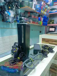 اكس بوكس 360 • 30 لعبة • ذاكرة 120GB