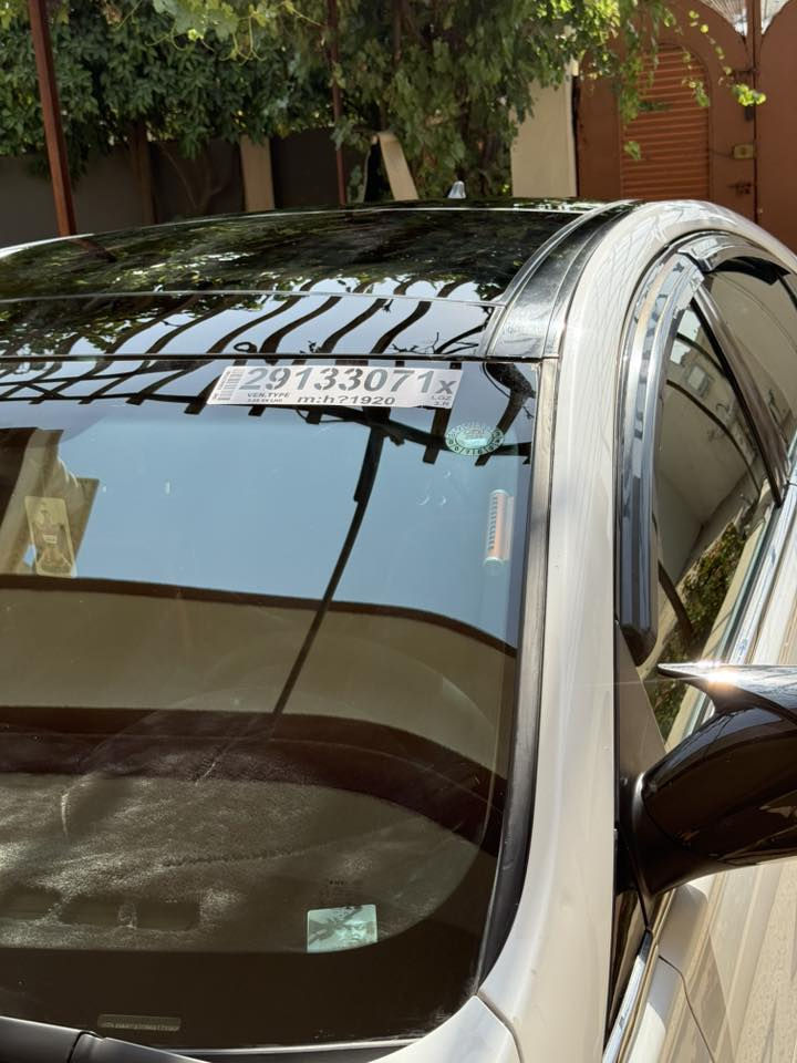 سوناتا 2011
فول مواصفات 
بصمات ابواب وصندوق 
تخم تايرات جدد 
الهزه كبل سبوع سويتها 
ارقام مسطره 
مرايات شفط 
المسجل شاشه  
بيها جاملغات الوره صبغ ويا التكم 
السعر 105 
العوان موصل 
رقمها اربيل 
رقم الهاتف ***********
