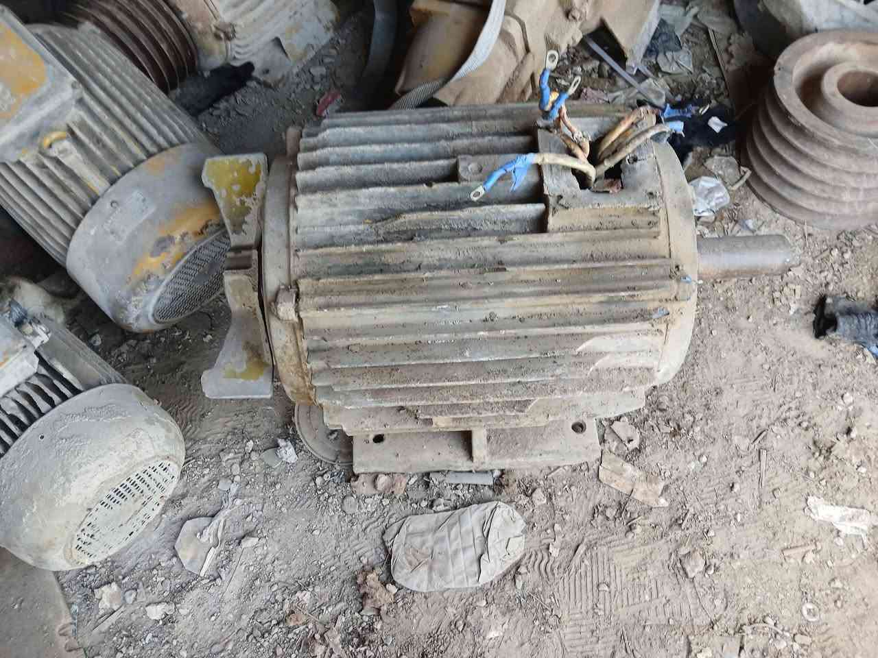 ماطور بلغاري ٥٠حصان دورة ١٥٠٠السعر ٧٠٠الف نهاية ***********سيدرحيم
