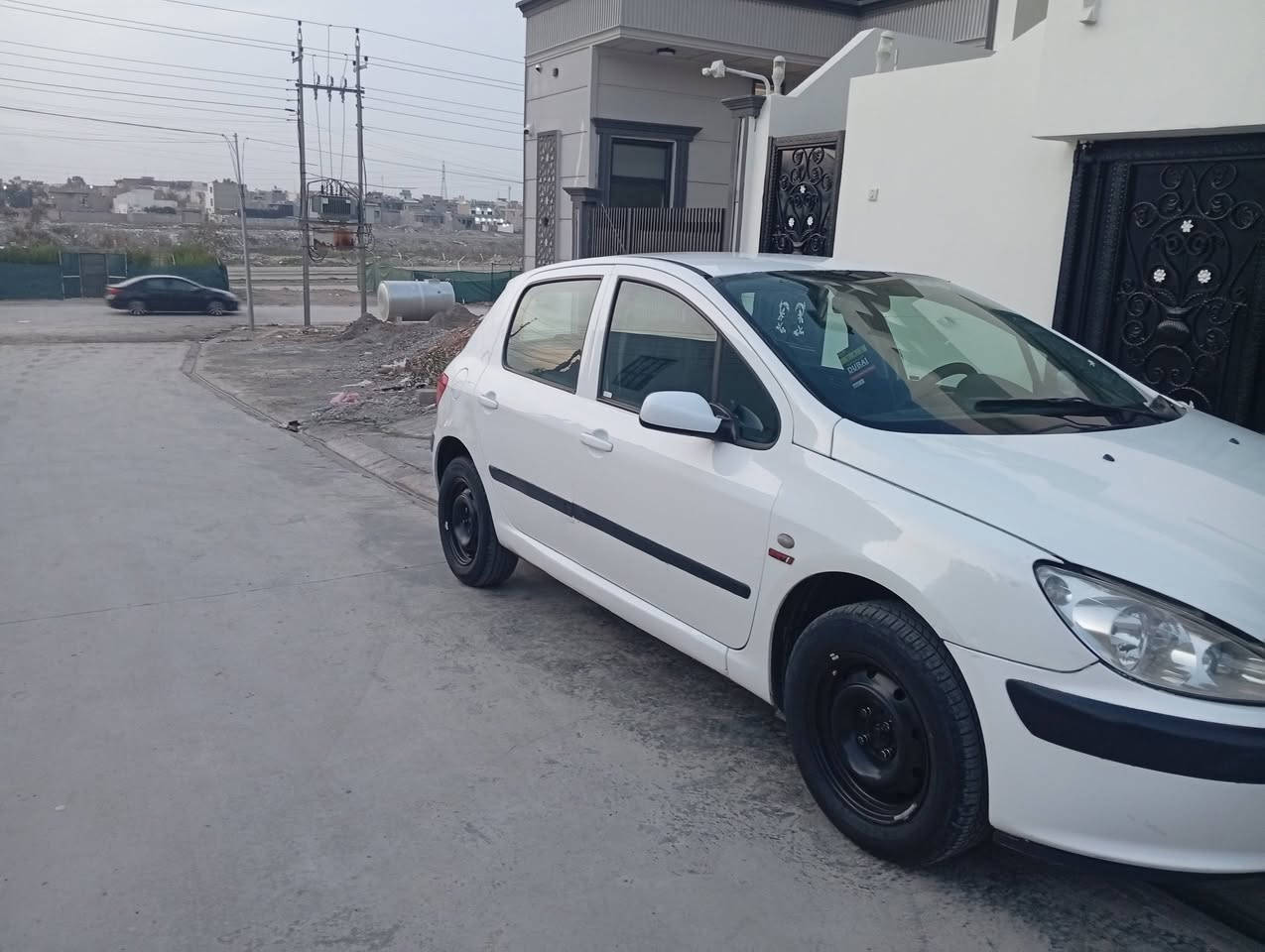 بيجو 307موديل 2005رقم بغداد مشروع وطني صاحب سنويه بكركوك 
سنويه جديد لحد 2031
گیرمحرك بشرط تاخم صدر كل جديد تايرات جديد 
تلات قطع صبغ 
مكاني بكركوك 
سعر 53 
***********
