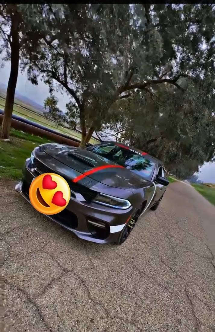 جارجر2017 SXT وارد امريكي
ادوات متوام طبق الاصل رقم الجديد نگليزي 
كصه جنطه 
تبريد ثلج 
سياره جديده او جاهز الخير
حداديه ميه بل ميه 
تخم تاير جديد
باتري جديد 
مكينه كير اكسل كفاله بشرط 
مواصفات نص فول
 بصمه
محرك 3600 V6
كير أوتوماتيك 8 سرعات.
نظام دفع خلفي (RWD).
أنظمة قيادة (Eco – Sport).
كشنات حضن 
كشنات كهرباء

نظام صوتي 6 سماعات +
شاشه زغير 

نظام مانع انزلاق ABS + تحكم بالثبات ESC.
حساس ضبط الاطارات
مثبت سرعة
لايت زنون
أضائه LED أمامية وخلفية مع نهارية.
تشغيل عن بعد
مكاني كركوك رقمي ***********
بيع 75$ وتساب موجود
