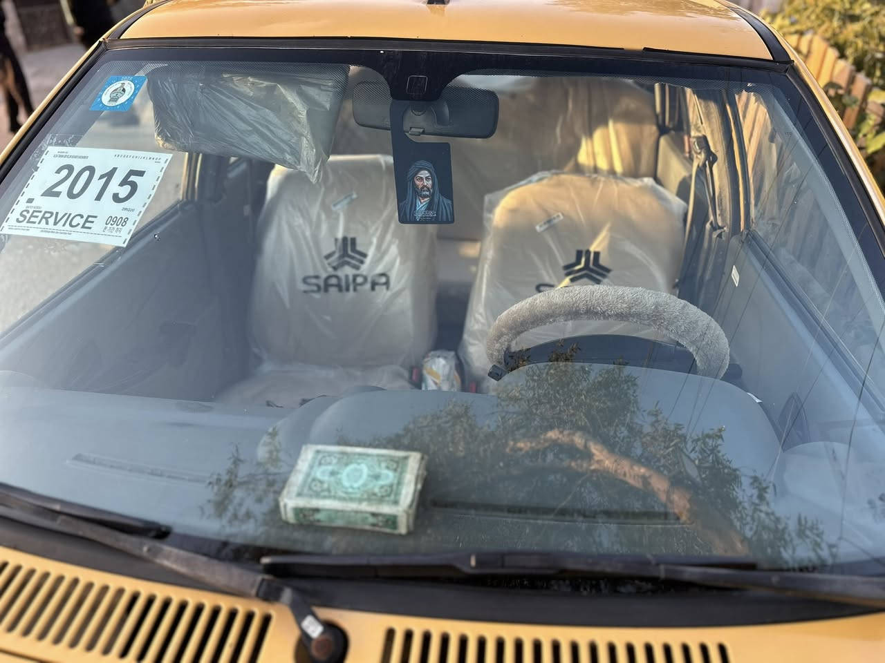 سايبه ١٥. بسمي
تحويل ثانيوم
كير محرك خير من الله
هيه. غرامات. مصفره 
كهربايات كلهه شغاله
دوشمه جديده
هزه جديده
سياره كامله مكمله كبل شارع 
تخم تاير خط ابيض ليوم شادهن 
بيهه فطر  بل شاصي عله كد. اصبع لايمن ومعمر مضبوط 
السعر ٣٦
 
***********
