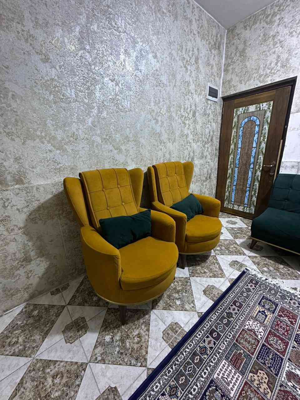 تخم للبيع 10مقاعد ديوان مكاني البنوك ***********متواجده وات ساب
