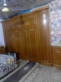 غرفه البيع  سعرها 350 مكاني الطالبيه لي يريدها يعلق ادخل خاص او ينتصل ...