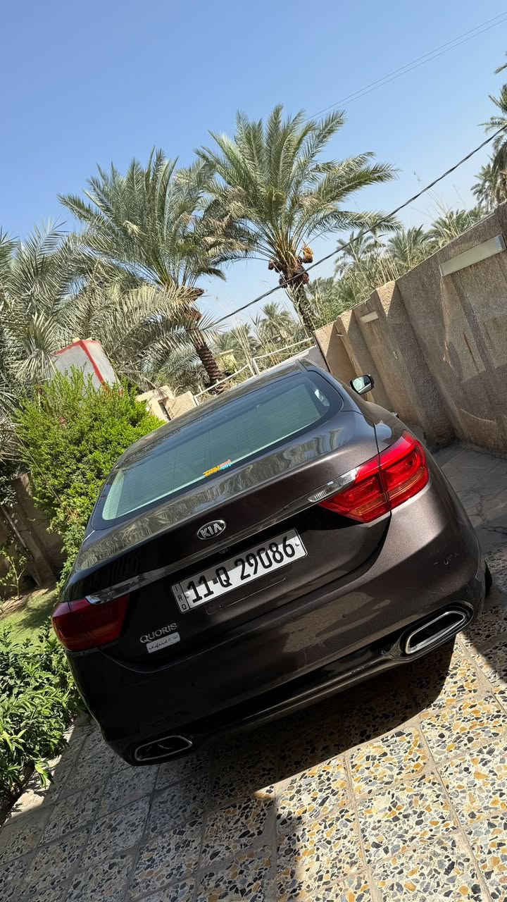 السلام عليكم كيا كورس 2013خليجي فئه الاولى استلام شركه الدولية العراقيه فول مواصفات للاخير  رقم بغداد نكليزي بأسمي تحويل ثاني يوم
-مكينه مبدله جديده بمعنى الكلمه شرط لفحص
 -جكات تعليه وتنصيه+جوبلس 
-داتو شو  
-حساسات امامي خلفي 
-رادار 
-تحديد مسار + تحديد المسافة بينك وبين السيارة الاخرى
-توقف ذاتي 
-نقطه عمياك 
-تحكمات خلفية كامله 
-كشنات امامي خلفي كهرباء
-شاشات خلفية 
-كشنات خلفية تدفئة تبريد 
-كشنات امامي تدفئة تبريد 
-خزن وضعية كشن السايق
-مساج كشنات امامي خلفي
-بردات عدد 3 
-سلايت روف 
-زراك لايت 
-بوب شفط +اشاير مري +مري شفط كهرباء
-بصمه تشغيل و بصمه ابواب و بصمه جنطة 
-سايد بريك بصمه 
-درايف مود (سبورت / ايكو / نورمول)
-اوتو هولد
-ماوس للتحكم بكافة اعدادات السيارة و الشاشة
-عداد الكتروني دتجل 
-تحكم ستيرن كامل + تحكم بالعدادات وتغيير اشكالهن
_شاشات خلفيه امامي
-سماعات 16 نضام صوتي من شركه lexicon
-صندوق كهرباء شفط
-14ايرباك
-كاميرات360درجه 
-اناره محيطيه بداخل
بيها فقط باب خلفي عكس سايق كلير وليس حادث
ودعاميه اماميه فقط وسونار موجود
وبعد بيها موصفات كلش هواي
❗️السعر 160$ وبيها مجال
مكان بغداد الدورة
الرقم***********
