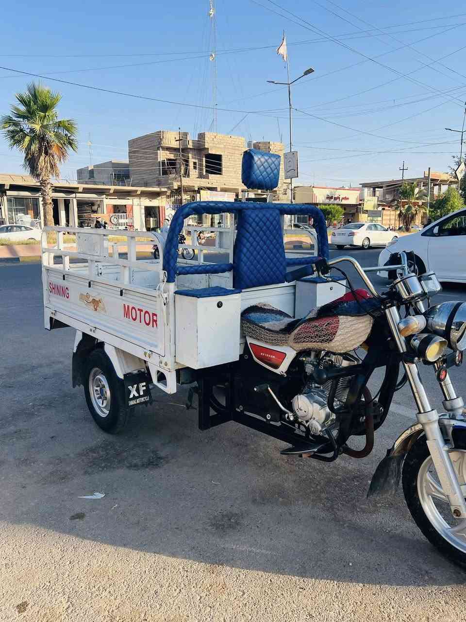 للبيع ستوتة موديل 20بلادي محرك بلادي ستوتة كلهة بلدي قطرت صبغ ما بيه سعر 1400بيه مجال شراي خابر ***********
