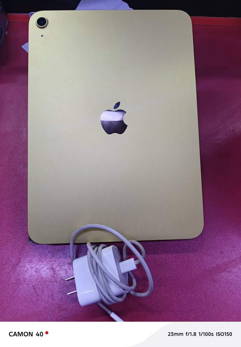 سلام عليكم ايباد لبيع نضيف معه ملحقاته  شراي يتفضل خاص وبي خير ويدلل ***********
