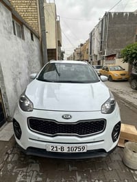 شباب سياره سبورتج مديل 2019 خليجي مكفولة السيارة بدون حادث     ماشية ١...