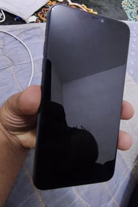 ايفون 11 برو ماكس • ٢٥٦ • مبدل شاشة وبطارية