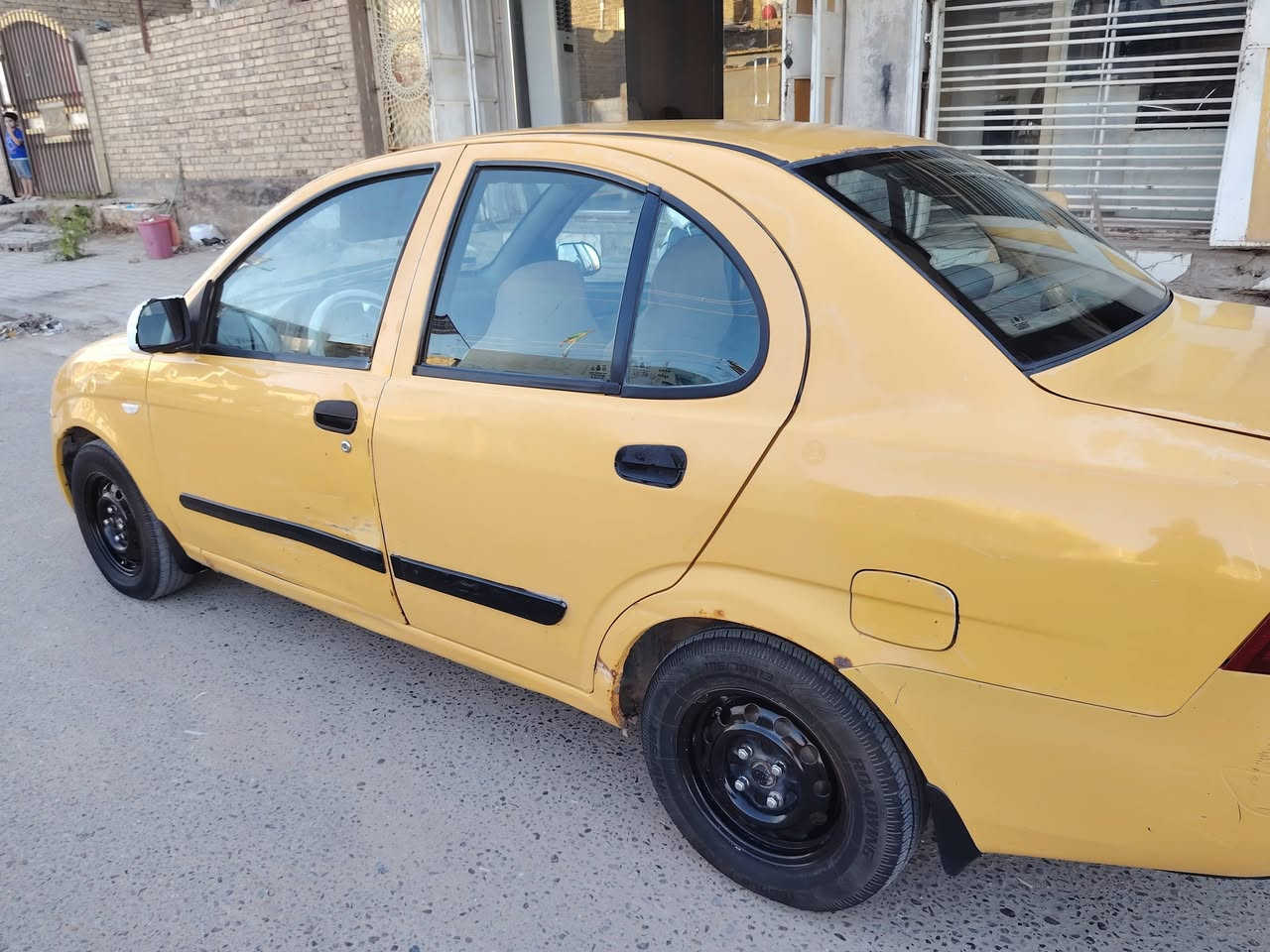 السلام عليكم البيع سيارة طيبه ٢٠١٥ مكفوله عده باب بي صبغ مكينة كير حداديه تبريدمكفلات والكشر شوف العين رقم واسط انكليزي بسمي السنويه تنتهي ٢٠٣١ مكاني الديوانيه رقمي *********** السعر المطلوب ٣٥ وبيهه مجال بصيط
