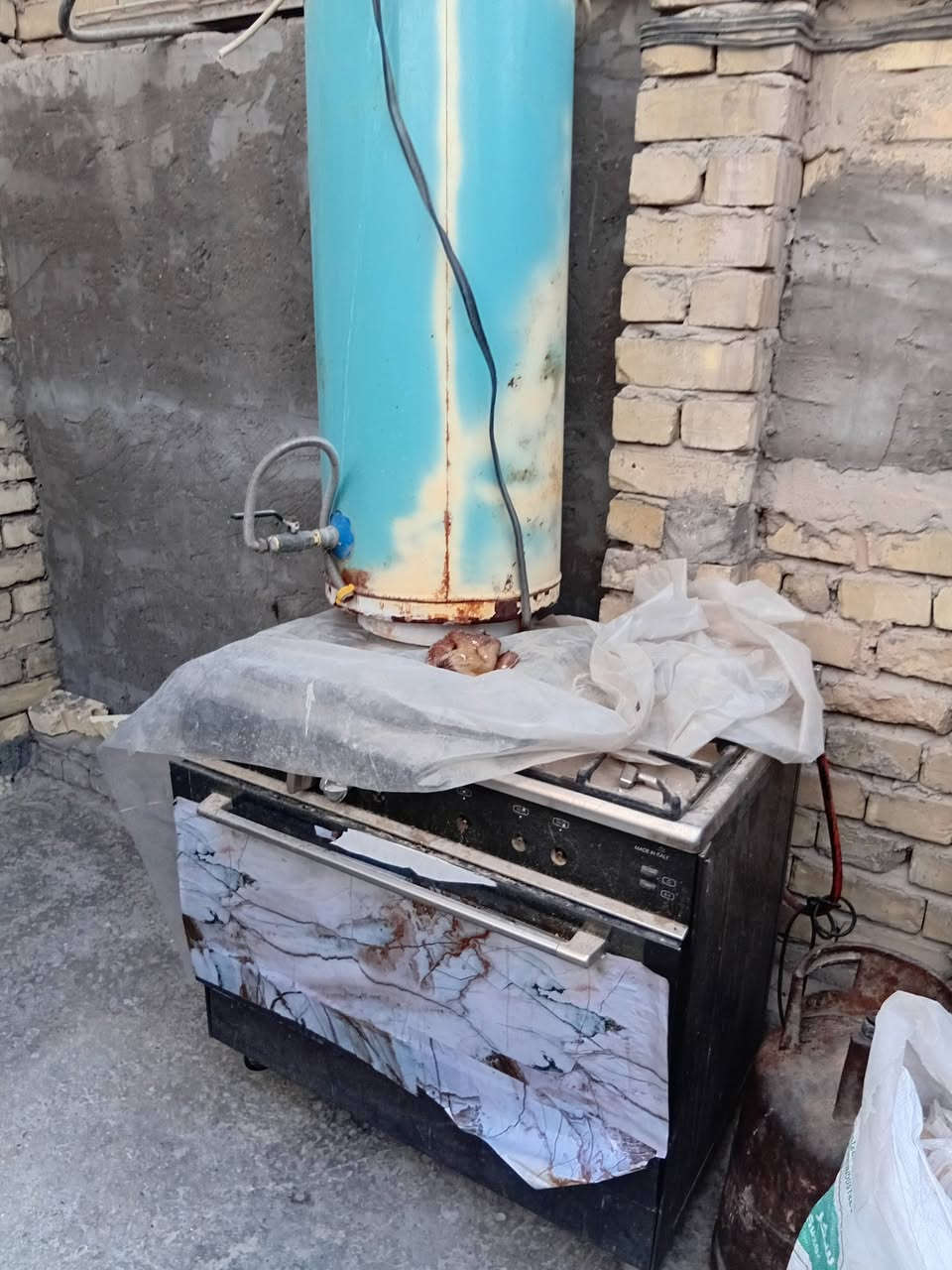 طباخ إيطالي  فقط الفرن عاطل  مع سخان  شغال اثنينهن ب١٠٠


**إذا كنت صاحب هذا الإعلان وتريد حذفه لأي سبب، رجاءا أرسل رسالة إلى الدعم الفني**