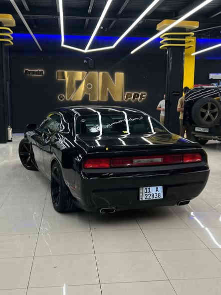 چالنجر ٢٠١٤ للبيع سياره شيكر اصل مكينه ٥٧٠٠ مكفوله سياره خير من الله بدون نقص حادثها خلفي قبق جنطه وجاملغات خلفيه بجم كبس سياره مبرمجه وعليها صوت كزوز بدون ايرباك سياره فول مواصفات فتحه سقف داخل مختم شيكر جلد رقم بغداد *********** سعر ١٢٠
