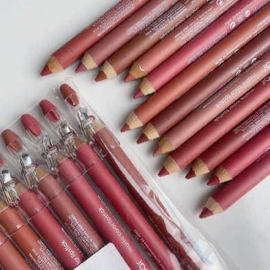 حمر فلورمار خشبي مقطاطة 
 
سعر 12 قطعه بــ 5 الاف


**إذا كنت صاحب هذا الإعلان وتريد حذفه لأي سبب، رجاءا أرسل رسالة إلى الدعم الفني**