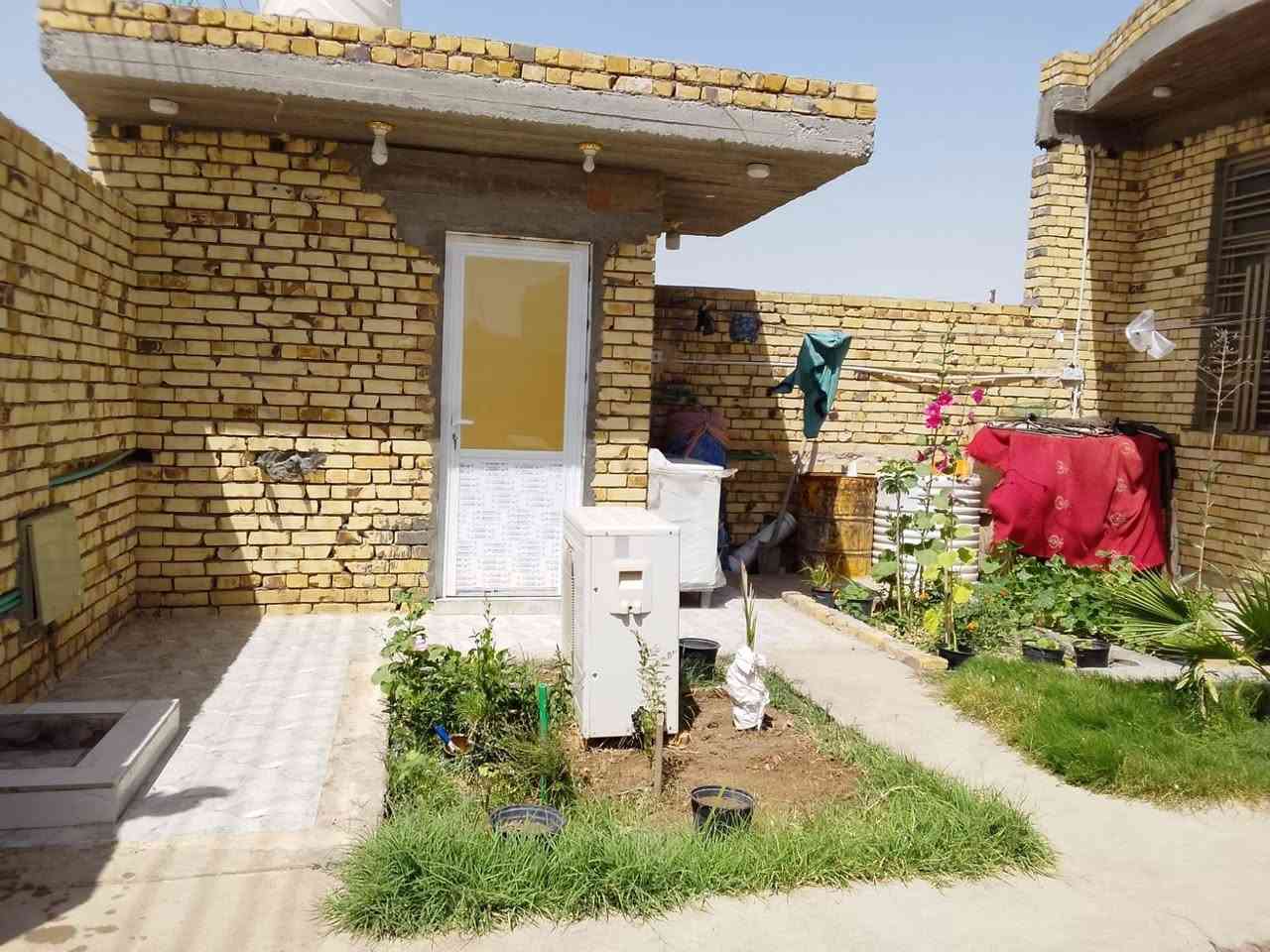 سلام عليكم بيت للبيع مكان الكوت الفظلية يتكون غرفه2 صاله دوانيه مطبخ /الستفسار ***********
