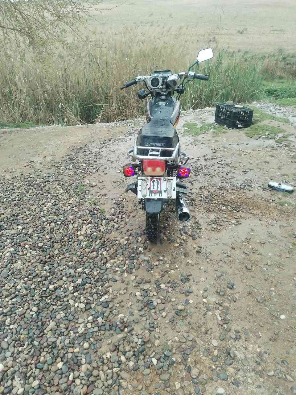 السلام عليكم موطور لبيع يراني موديل 20
لا تبخير ولا صرف كهربايات شقاله 
اتصل 
***********
