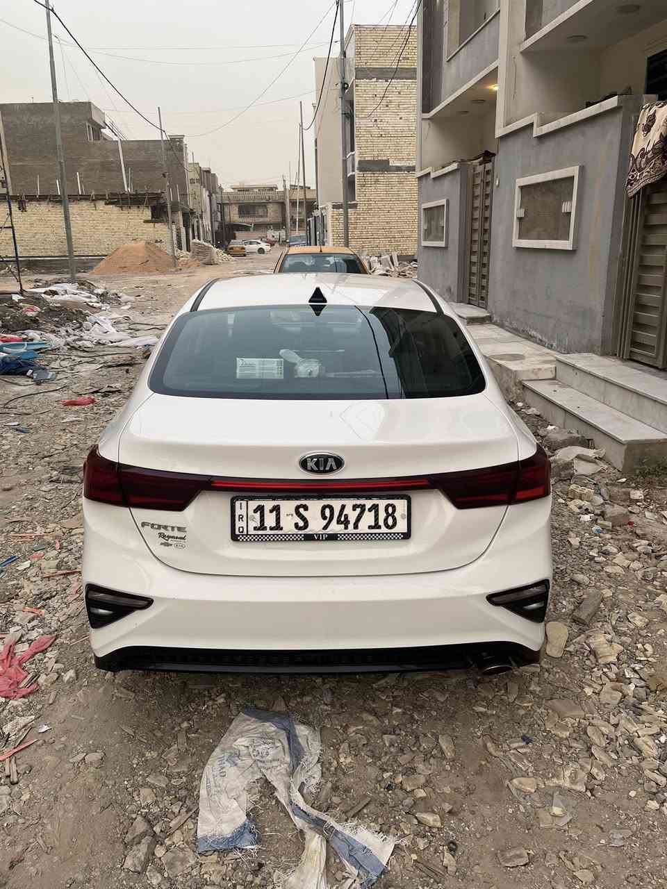 سلام عليكم كيا فورتي للبيع
موديل 2020
ماشيه 61 ميل قابل لزياده
سياره حلوه فول موصفات ماعدا البصمه والفتحه سياره حلوه تراي وين متريد وبلعافيه ع ياخذه
حادث امريكا فقط جاملغ وبنيد فقط ايرباك ستيرن طاك الباقي سليم
مكينه وكير كفاله 2000 دوش المرغوب
كير بلادي سي في تي
3 انظمه قياده + رادار امامي + كامره خلفيه + قياده ذاتيه هواي بعد بيها تحكمات ستيرن
سياره جاهزه من صدر وكلشي
رقم بغداد بسمي تحويل ثاني يوم
مكان السياره الحريه
للاستفسار (***********)
الملاحضات فقط الكشنات يردلهن حمام واكو شخوط بصيطه نواعم الفيديو موجود شوفه وقراءة المواصفات يلا تخابر الميعجبه المنشور خلي يعبره ليضل يعلق
السعر 135 وبيها مجال لشراي يجي ويشلع عيوني
