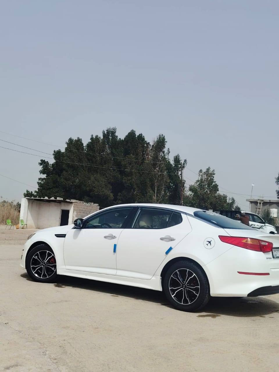 السلام عليكم
اوبتما 2015 خليجي 
كفاله كفاله كفاله 
من ضربه وتبديل والصبغ 
كير مكينه ع وضع الشركه 
نص مواصفات 
مكينه ٢٠٠٠
ماشيه ١٨٥
رقم بغداد  انكليزي بسمي 
السعر ١٤٨
***********
