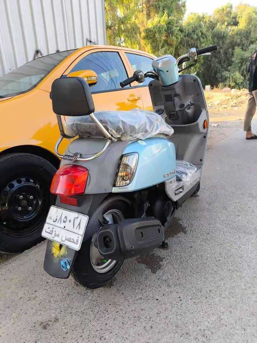 سلام عليكم دراجه بوليسي مسطره لون بحريه داخل رصاصي نوزل ختم واحد ويا المكينه دراجه خير من الله كفاله عامه على وضع الشركه بلادي برغي مامفتوح بيهه كلهه دراجه مصار هواي من نزلتهه من رمبه على أيدي أوراق كامله  سعر 1300 وبيهه مجال مكاني بغداد الراشديه مال حسينيه رقمي ***********
