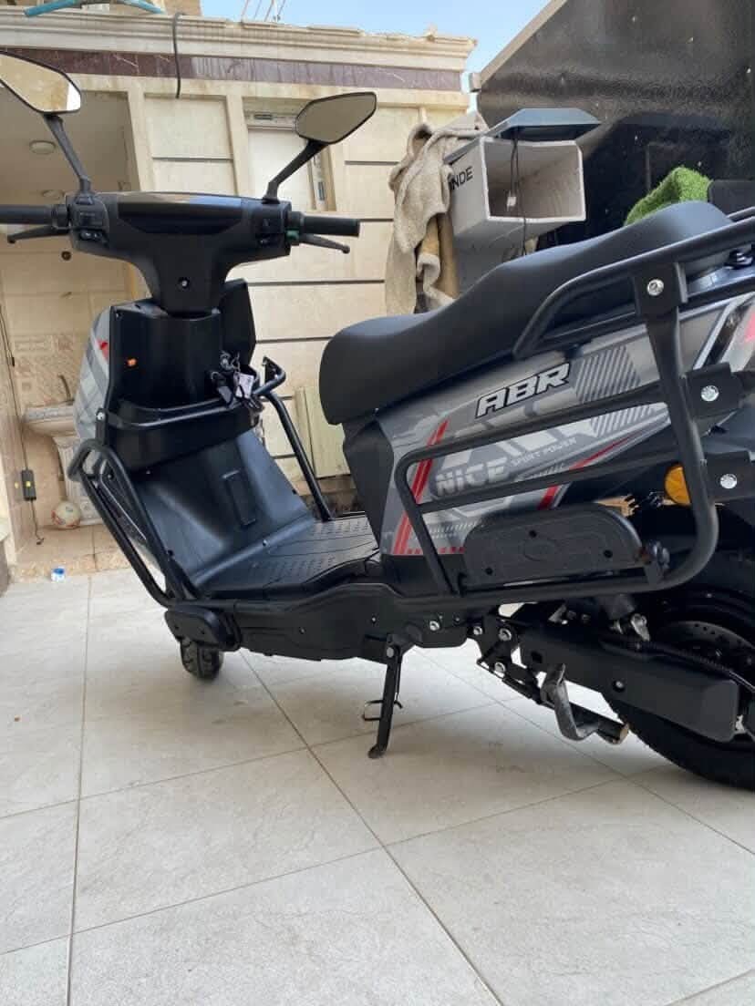 سلام عليكم دراجه شحن للبيع موديل ٢٥  بعده جديده بطاريات يقرن ١٠  السعر ٧٠٠ وبي مجال


**إذا كنت صاحب هذا الإعلان وتريد حذفه لأي سبب، رجاءا أرسل رسالة إلى الدعم الفني**