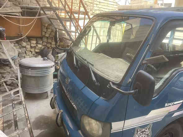 سلام عليكم فونترا ام عيون موديل 2000 قماره قلاب رقم ديالى باسمي تحول ثاني يوم للبيع ب60ورقه او مراوس باحدث وانطي فرق ***********
