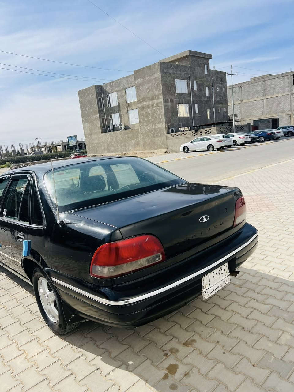 السلام عليكم 
للبيع دايو برنس موديل 1996
رقم صلاح الدين سنويه 2027 مشروع وطني 
صبغ 3 قطع السياره بدون ضربه 
محرك مفتوح المرغوب شرط 
كير اوتو شرط جديد قبل 20 شاده بي وصل 
صدر امامي خلفي جديد تخم تاير جديد
تبريد تدفئه شغال
جام 4 كهرباء شغال
السياره حلّوه بلاديه جاهزه من كلشي
 السعر 37 بيه مجال  قليل مكاني تكريت 
***********
***********
