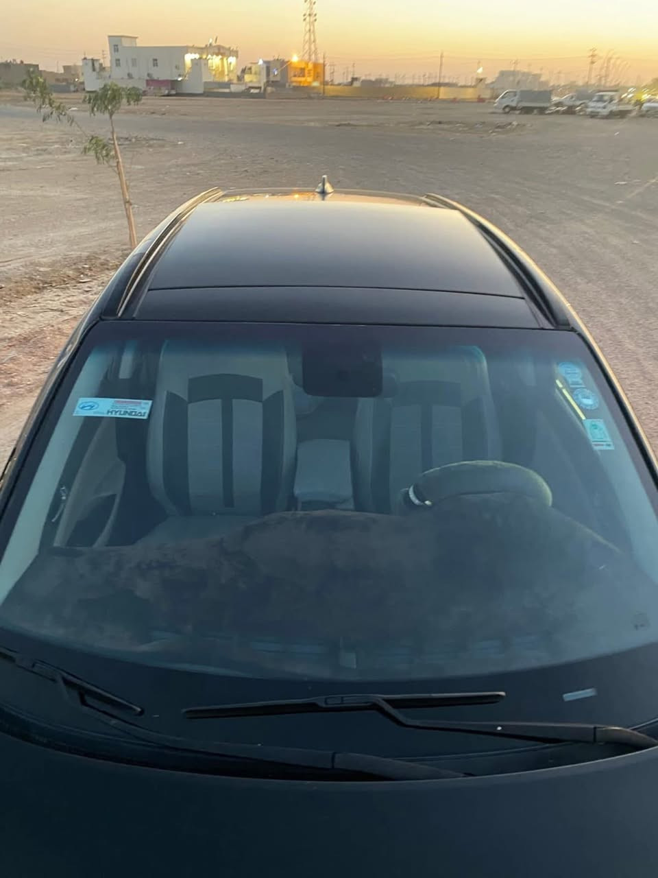 سلام عليكم سياره توسان موديل ٢٠١٨ سياره سناره ويه تريد وكاله تريد تحويل مكينه كير حداديه تخم تاير تبريد شغال وارد أمريكي مكينه ٢٤٠٠ السعر ١٤٥ وبيه مجال عنواني بغداد ***********
