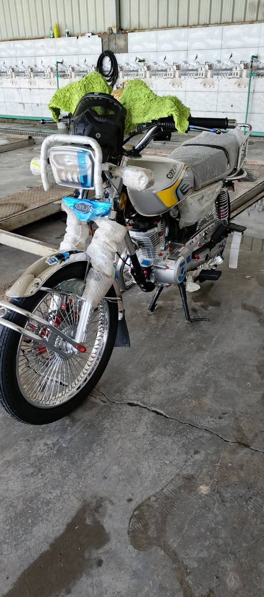 سلام عليكم دراجه تايكر موديل 2024 اوراق دراجه احلاا من الصور وما تعبانه ابد المكان صويره رقمي لاستفسار ***********
