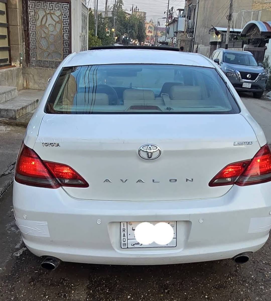 السلام عليكم
افلون لمتدد فول مواصفات 2008 امريكي صدفي حادث صندوك مصبوغه حزام 
رقم بغداد مشروع بأسمي 
السعر ١٠٠$
مكاني بغداد الاعلام
واتساب فقط ***********
