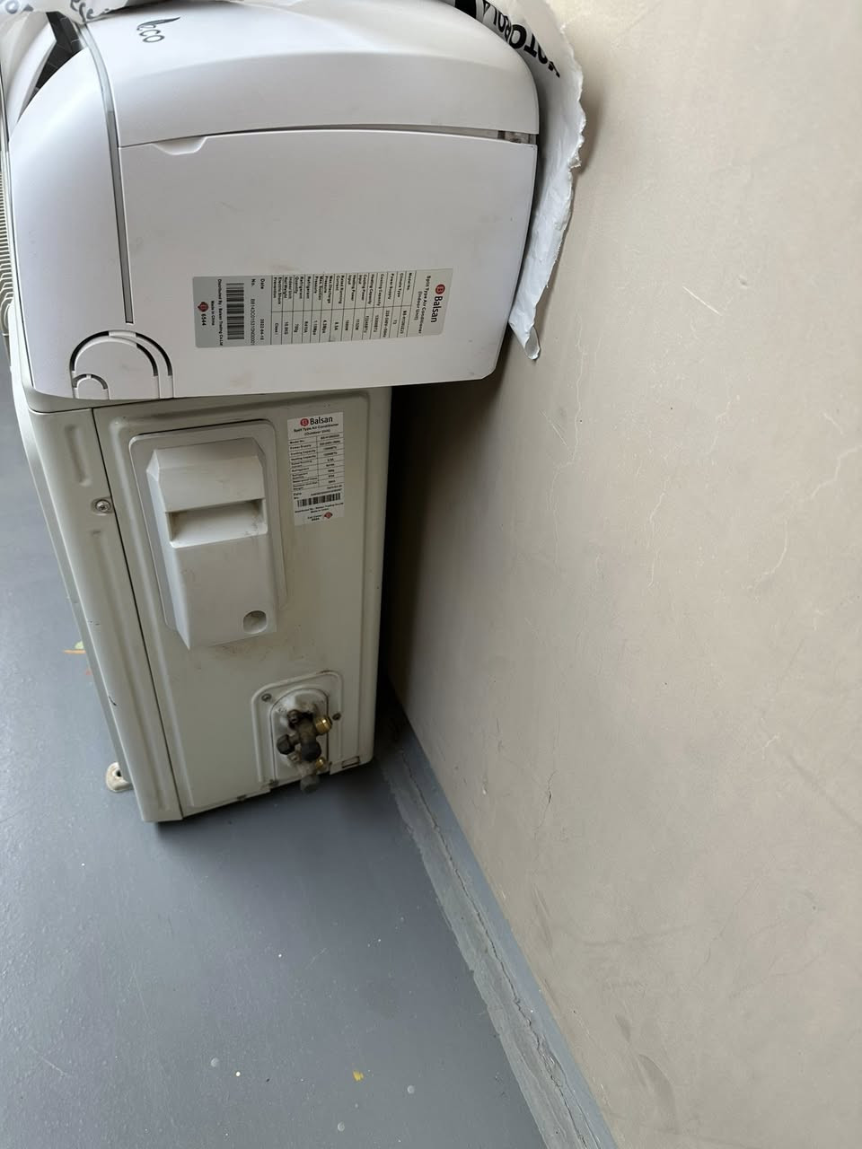 سبلت واحد طن بلسان استخدام. قليل 
للبيع. جهاز اخوالجديد والسعر مناسب 
                                           ***********
***********
