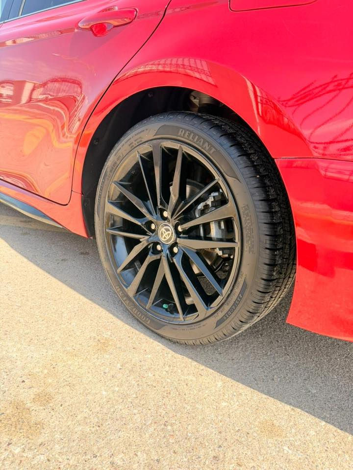 كامري ٢٠٢٤
مواصفات XSE
بدون رقم كاتي تترقم محافظات شمالية فقط
مواصفاتها معروفة 
بانوراما
شاشة كبيرة
بصمة
كشنات هيتر
 و الخ
ضررها جاملغ امامي سكن صبغ
وجاملغ خلفي سكن تعديل بارد
صور الضرر مرفق بالمنشور 
سيارة احلى من الصور 
مكان السيارة كركوك
للاستفسار عن السعر
الاتصال 
***********
***********
