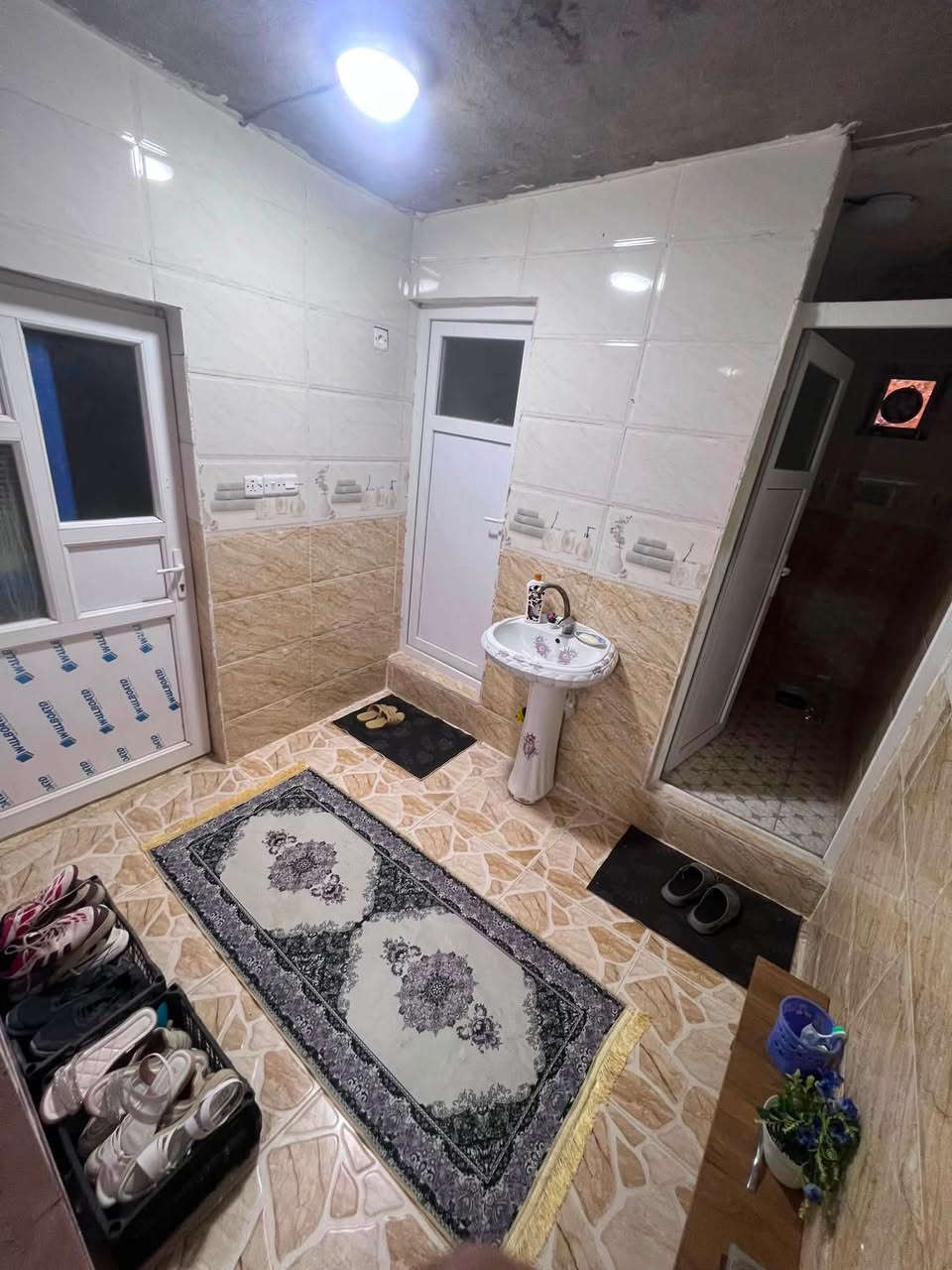 ♦️ #عقارات_ابوشاهين   #دارللبيع  
♦️موقع  حزيران  قرب الملاعب 
♦️المساحة :-100متر  طابقين   🔑 
        --:-------:--------:---------:-------------:
💸السعرعل خاص اواتصل  :- ❤️
***********
         --:-------:-------:----------:-------------:
للاستفسار ومعلومات اكثر الاتصال على ارقام تالي:-‬
عنوان مكتب :-*********** واتساب 
#سايدين حزيران مقابيل افران الجزيرة 
         ---------------------------------
 📸يوجدلدينا كادر تصوير مختص 
نستقبل جميع العروض  السكنية 
  والتجارية بكافة مناطق كركوك
شعارنا الثقة والمصداقية وبأشرف قانوني ⚖️
   #عقارات_ابوشاهين_الافضل_دائماً
#كركوك #kirkuk  #انستا_lt_kk1
#عقارات_كركوك #عقارات_العامة
