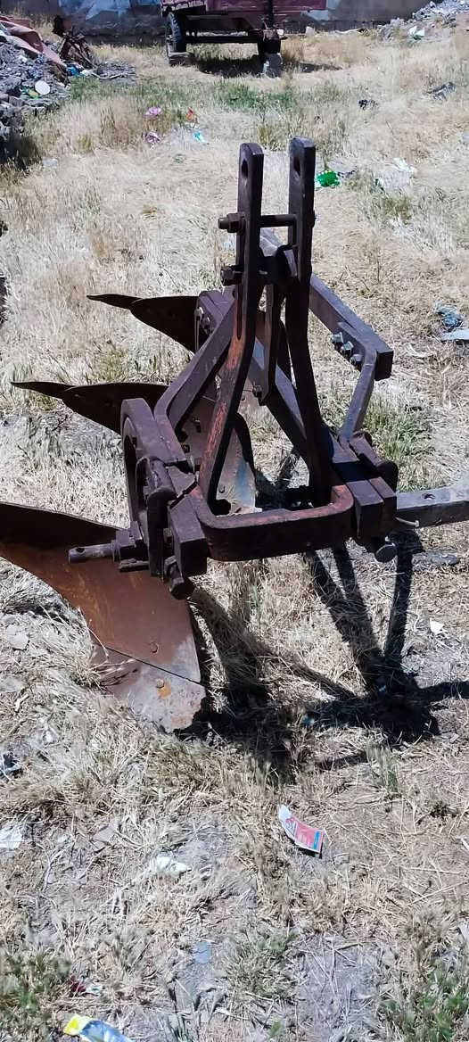 سێگاسنەی عەنتەر زۆر پاک و بێ عەیبە دەمی تازەیە و هیچ لەحیمێکی پێوە نییە و زۆر پاکە بۆ فرۆشتن هەتا بڵێی بێ عەیبە........
شوێن:چەمچەماڵ_شۆڕش ژ.م:***********
