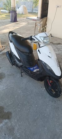 دراجه ماكس للبيع 49 بلادي دراجه خير من الله نضيفه وكله شغاله سلف وهندر...