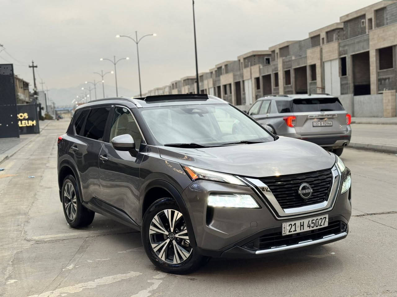 نيسان روگ  2023 قەپات مواسەفات SV 
به سمه شه غال پانوراما
 بريك به سمه كوشن هيته ر 
سوكان هيته ر ته حديد سورعه
 رادار ئوتو هولد شاشه كاميرا 
سنوق جه گ لايت ليد په رده
 زور مواسه فاتي تر

سعر : لە کۆمێنت داوای بکە ڕاستەوخۆ بۆت دێت 🤖 

 سه ياره كه دوو پارچه بوياخه 
بونيت چه مه له خ بي ناو گرتن 
شوختو چاليشي نيه 

ژمارەی خاوەنەکەی 
***********
