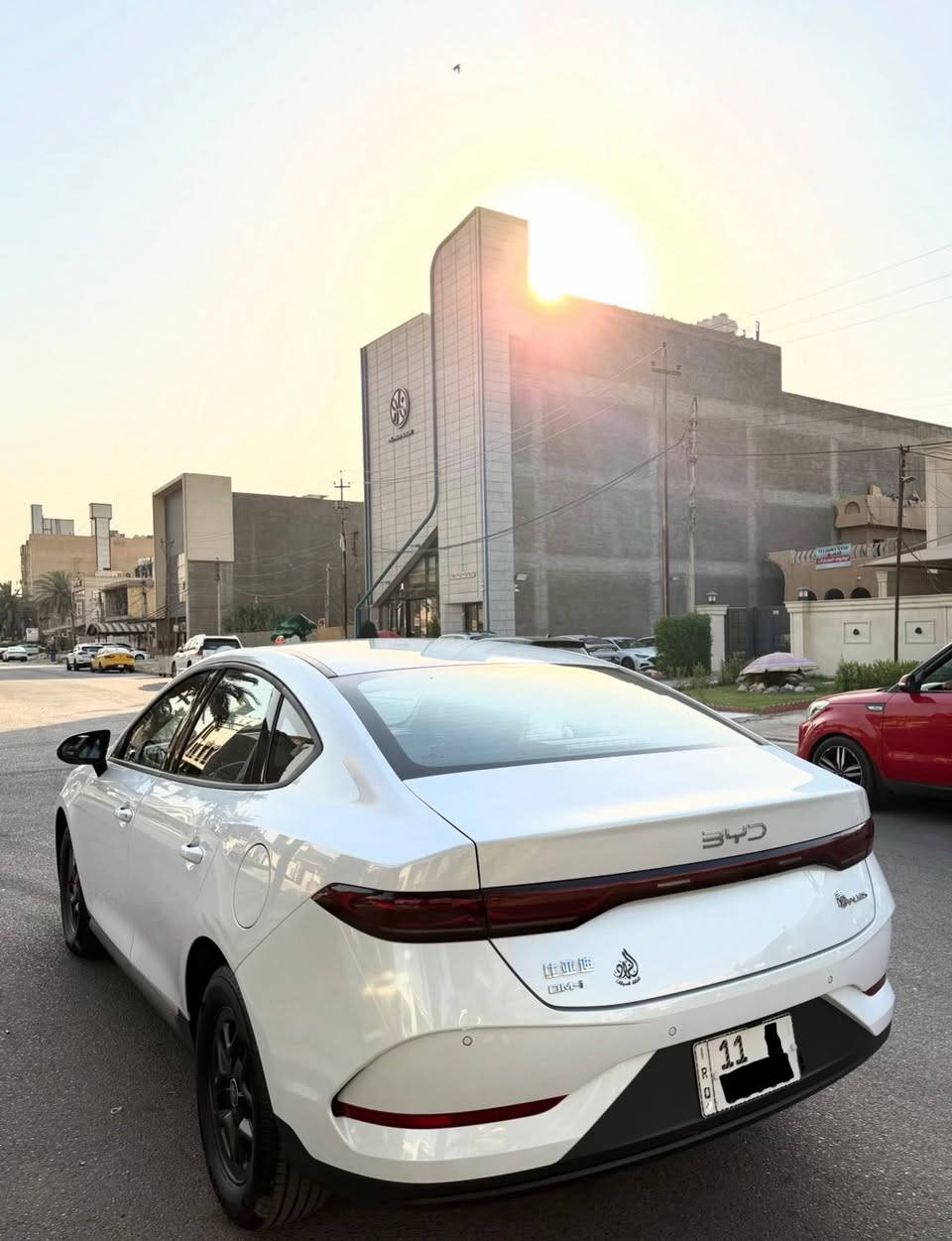 بي واي دي 2025كين بلاص
ماشيه 11 وكسر
داخل زيتوني 
سياره بحاله الوكاله بعدهي 
ملحقات وغراضه كامله 
مكان السياره بغداد سيديه 
رقم بغداد تحويل ثاني يوم 
سعر 18.850
 
***********
