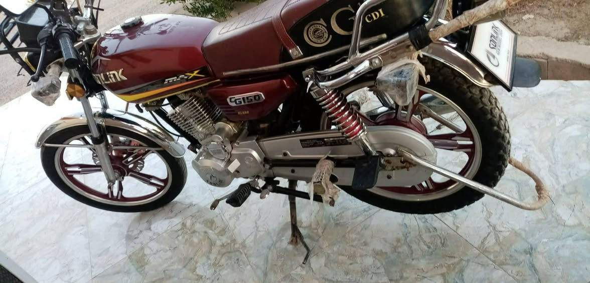 سلام عليكم
مكلف بل نشر 👉👉

للبيع سولنك🏍🏍🏍🛵🛵🛵🛵🏍🏍🏍

موديل 23✅✅✅✅✅✅✅✅

محرك مامفتوح شرط 🛠⚙️🔧

سلف هندر شغال 🔋🔋🔋🔋🔋

كهربائيات شغال 🚥🚦🚨

مكانه العلم   👉👉👉👉👉👉👉👉👉👉👉👉
*********** 📲***********
